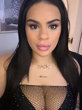 mrsbellanova online show from 10/13/25, 12:16