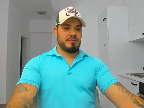 Snapshot of ZackMasterss chatting on 10/18/25, 09:26 ZackMasterss online show from 10/18/25, 09:26