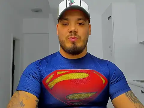 Snapshot of ZackMasterss chatting on 10/27/25, 10:36 ZackMasterss online show from 10/27/25, 10:36