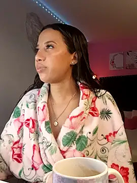 SallyWhitee online show from 03/26/26, 04:29