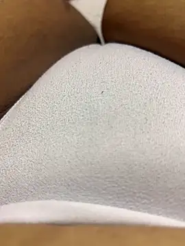 tunenarica22 online show from 11/09/25, 08:29