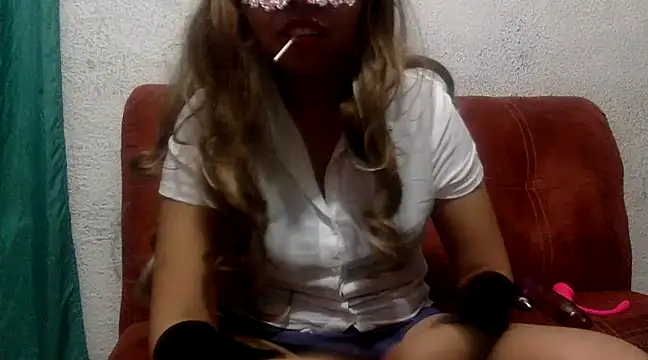 sharonlopez9611 online show from 02/11/25, 04:44