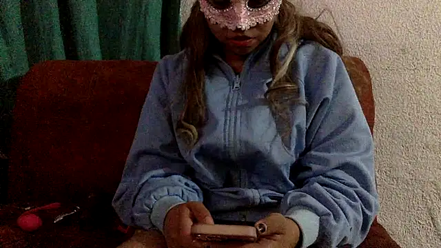 sharonlopez9611 online show from 02/22/25, 05:12