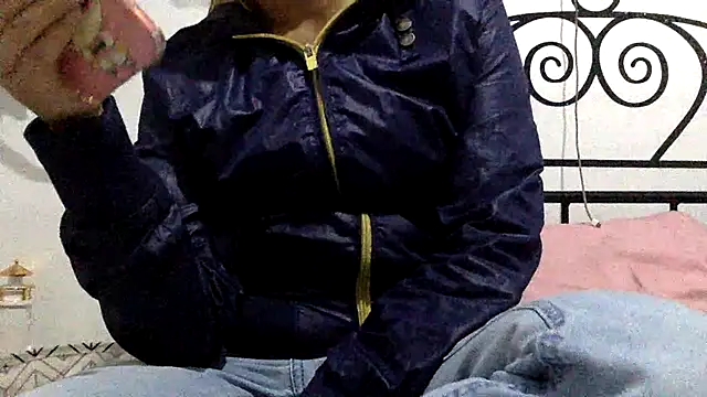 sharonlopez9611 online show from 04/07/26, 02:45