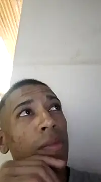 Mineirinho043 online show from 02/05/25, 04:37