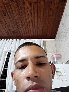 Mineirinho043 online show from 02/14/25, 03:11