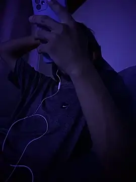 Mineirinho043 online show from 03/25/26, 05:35