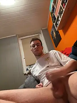 ItsMeLumisch online show from 03/05/25, 04:56