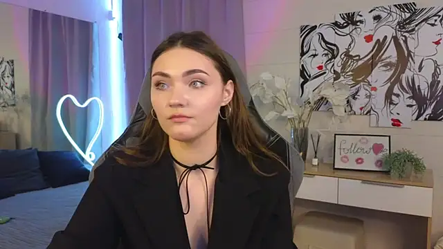 Kira Jin online show from 03/02/25, 08:59