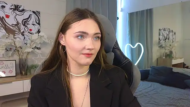 Kira Jin online show from 03/04/25, 08:35