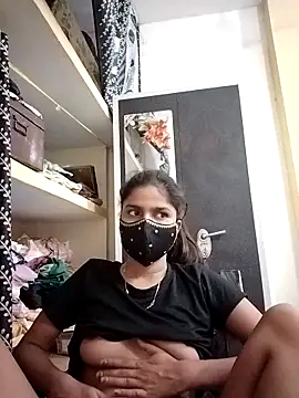 fuungirl38 online show from 09/26/25, 10:58