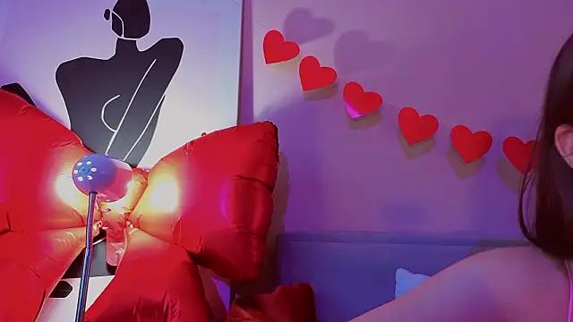 Mia Luw online show from 02/17/26, 03:25