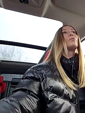 Snapshot of Pussy_Drive03 chatting on 10/26/25, 05:35 Pussy Drive03 online show from 10/26/25, 05:35