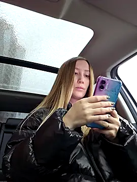 Snapshot of Pussy_Drive03 chatting on 10/29/25, 03:09 Pussy Drive03 online show from 10/29/25, 03:09