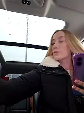 Snapshot of Pussy_Drive03 chatting on 12/04/25, 04:00 Pussy Drive03 online show from 12/04/25, 04:00