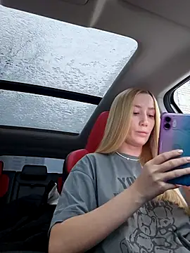 Snapshot of Pussy_Drive03 chatting on 12/05/25, 03:04 Pussy Drive03 online show from 12/05/25, 03:04