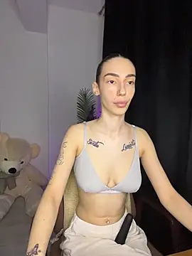 Celine Roxelle online show from 03/30/26, 08:54