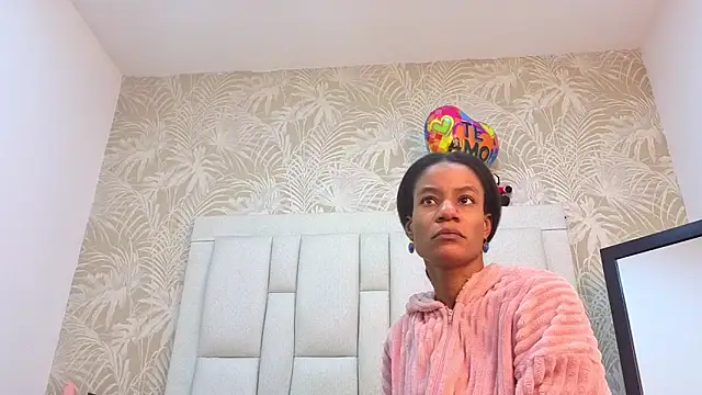 dafnnelewis online show from 02/05/26, 11:15