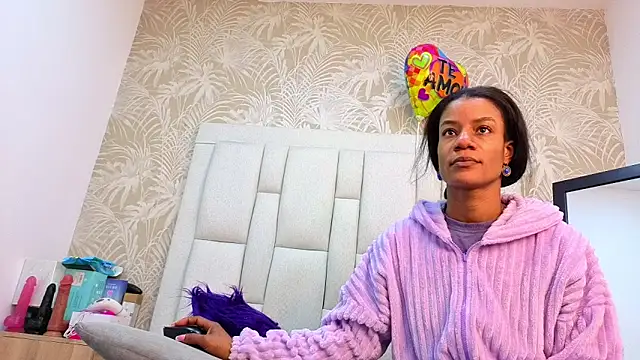 dafnnelewis online show from 02/13/26, 11:17