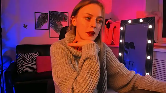 Snapshot of KiraMontoya chatting on 03/09/25, 01:14 KiraMontoya online show from 03/09/25, 01:14