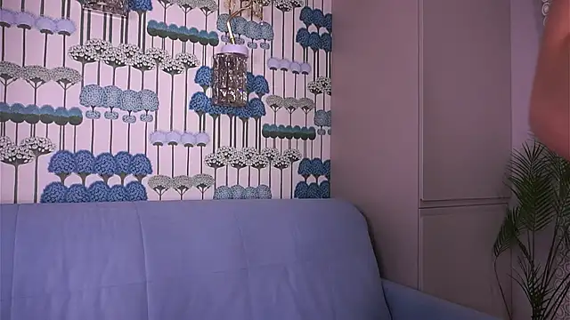 LizbethGee online show from 02/08/25, 03:00