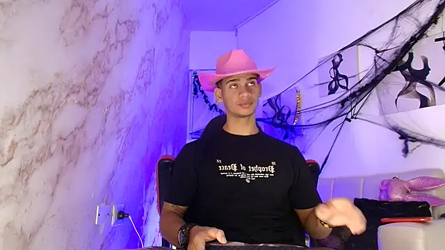 ANDRES STUD online show from 10/27/25, 04:27