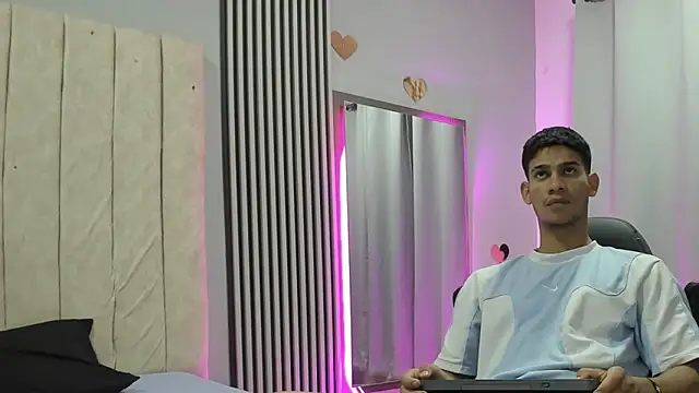 ANDRES STUD online show from 11/05/25, 04:23