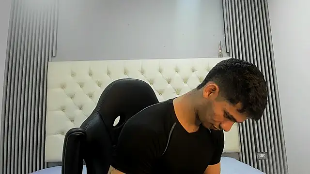 ANDRES STUD online show from 03/05/26, 04:19