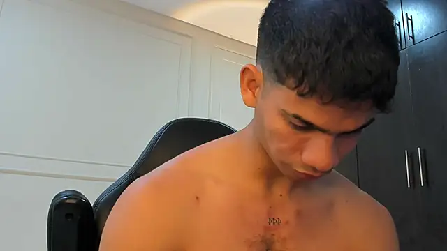 ANDRES STUD online show from 04/20/26, 06:38