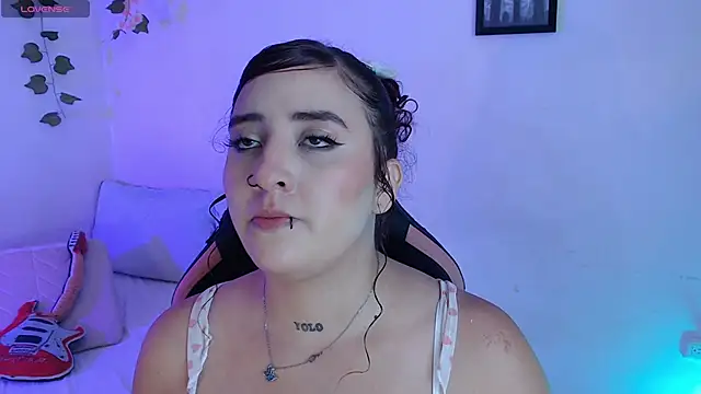 Snapshot of alaia_sweetxxx chatting on 05/30/26, 09:12 alaia sweetxxx online show from 05/30/26, 09:12