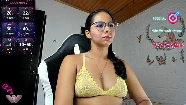 Snapshot of alisson_hoffman05 chatting on 12/01/25, 09:53 alisson hoffman05 online show from 12/01/25, 09:53