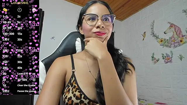 alisson hoffman05 online show from 05/15/26, 11:01