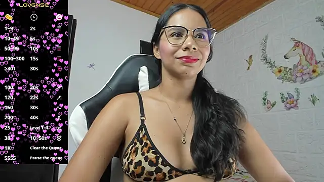 alisson hoffman05 online show from 05/16/26, 12:29