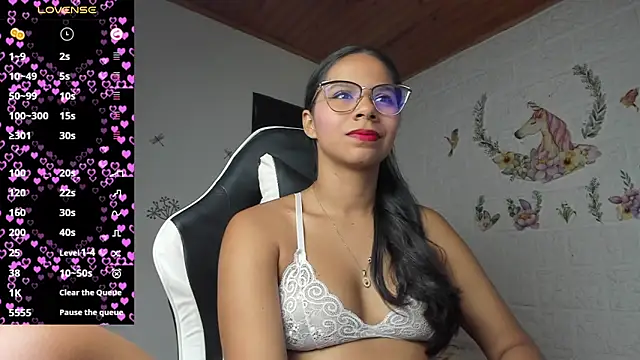 Snapshot of alisson_hoffman05 chatting on 06/24/26, 10:53 alisson hoffman05 online show from 06/24/26, 10:53