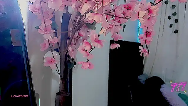 Snapshot of Irina_milkmaid chatting on 06/22/26, 07:22 Irina milkmaid online show from 06/22/26, 07:22