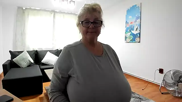 NoraJohnson6 online show from 09/20/25, 05:52