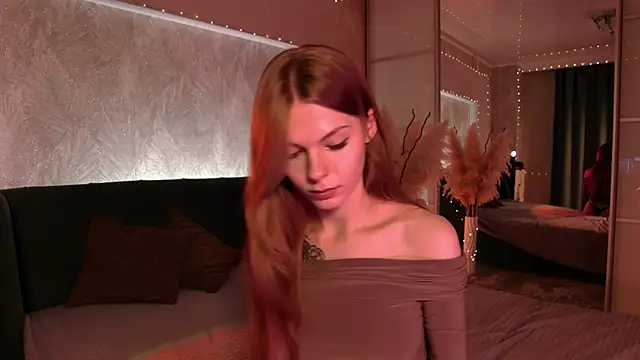 rosy black  online show from 04/10/26, 07:18