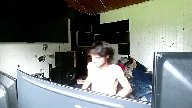 nuttyking2022 online show from 11/03/25, 06:20