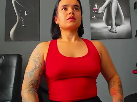 karlyjons12 online show from 02/12/26, 04:35