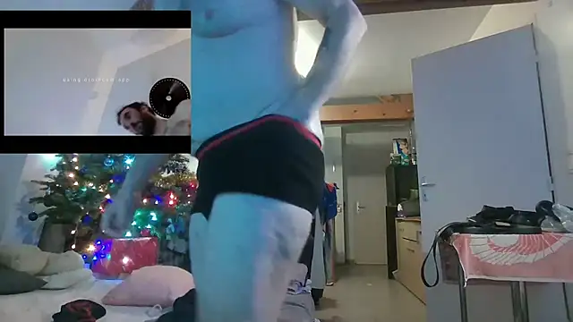 Snapshot of Mastersanges chatting on 12/20/25, 07:10 Mastersanges online show from 12/20/25, 07:10