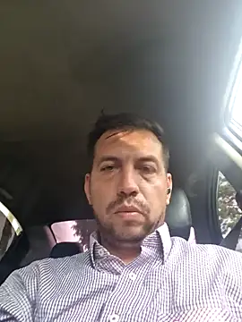 Snapshot of reyarturs13 chatting on 02/04/25, 09:41 reyarturs13 online show from 02/04/25, 09:41