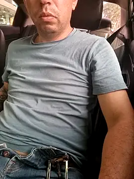 Snapshot of reyarturs13 chatting on 02/06/25, 09:06 reyarturs13 online show from 02/06/25, 09:06