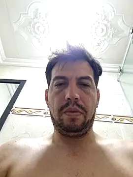 Snapshot of reyarturs13 chatting on 03/01/25, 06:57 reyarturs13 online show from 03/01/25, 06:57