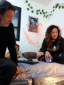 Snapshot of jeans_and_emma chatting on 11/01/25, 02:46 jeans and emma online show from 11/01/25, 02:46