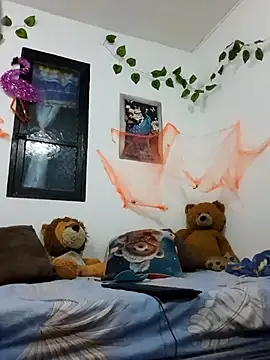 Snapshot of jeans_and_emma chatting on 11/02/25, 01:30 jeans and emma online show from 11/02/25, 01:30