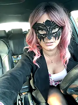 Loveblackzilla online show from 11/26/25, 01:01