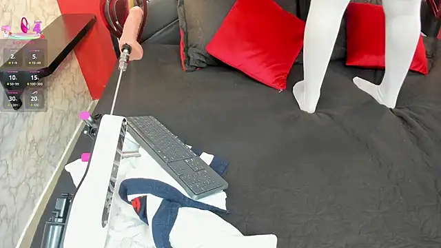 IVISBOUNCYASS online show from 09/19/25, 02:18