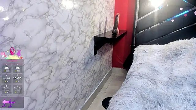 IVISBOUNCYASS online show from 04/23/26, 12:40