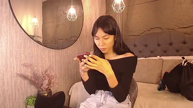 Miaa Lee7 online show from 02/02/26, 09:24