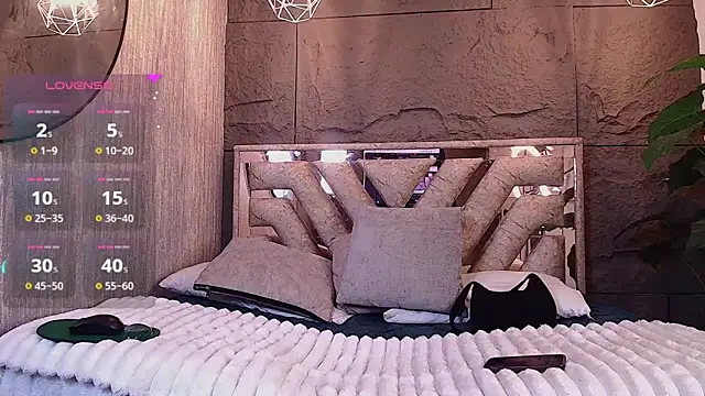 Miaa Lee7 online show from 03/26/26, 09:42